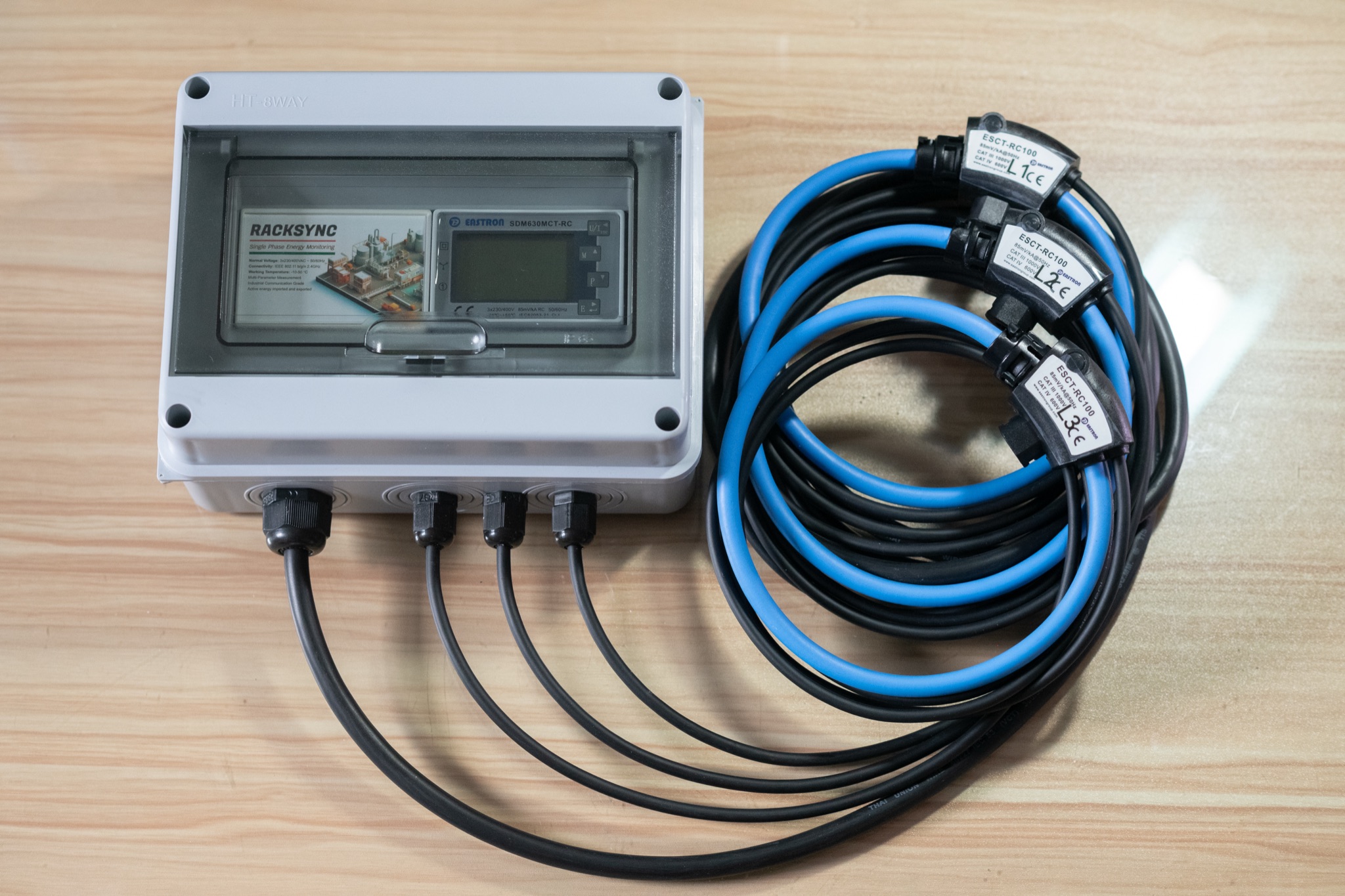 ด้านหน้าผลิตภัณฑ์ (ปิด)